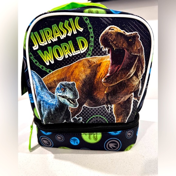 Jurassic World Soft Shell Two compartment lunch box with Handle - NWT - Picture 9 of 9
